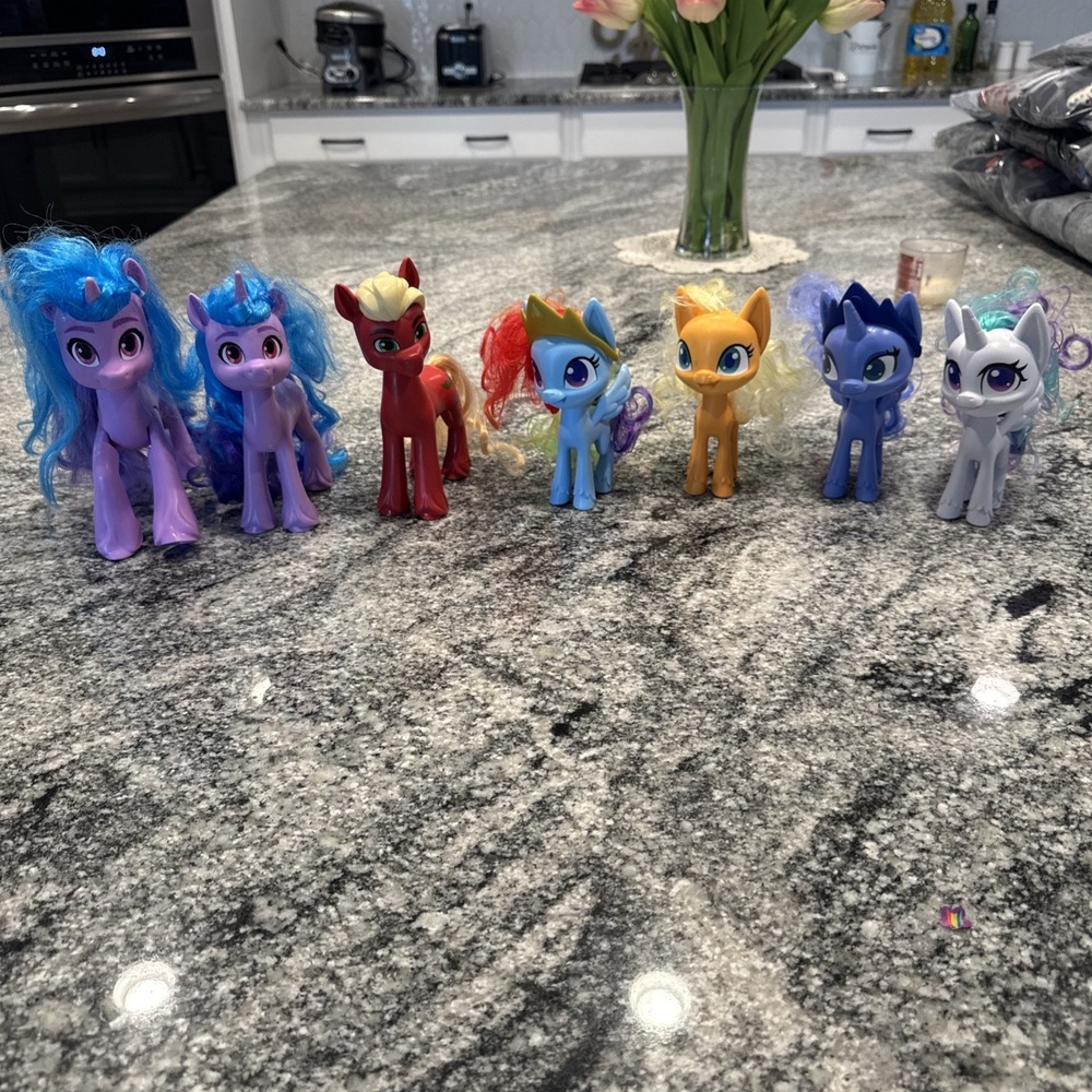 Lot of 7 MLP My‎ Little Pony Characters As Shown